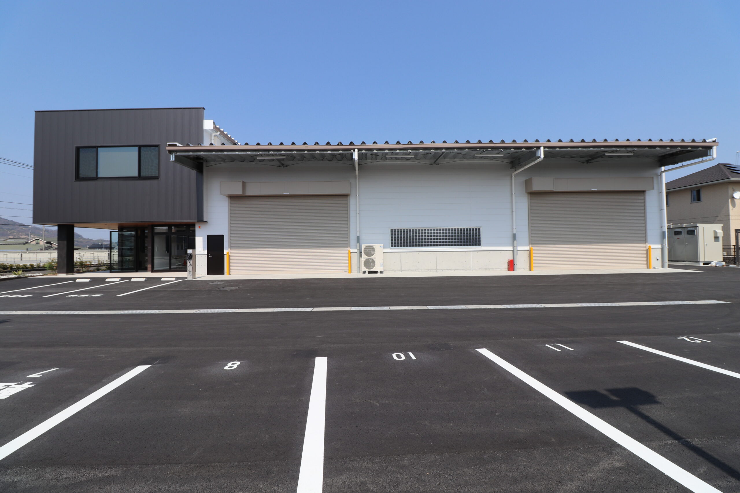 香川県高松市物流センター外観