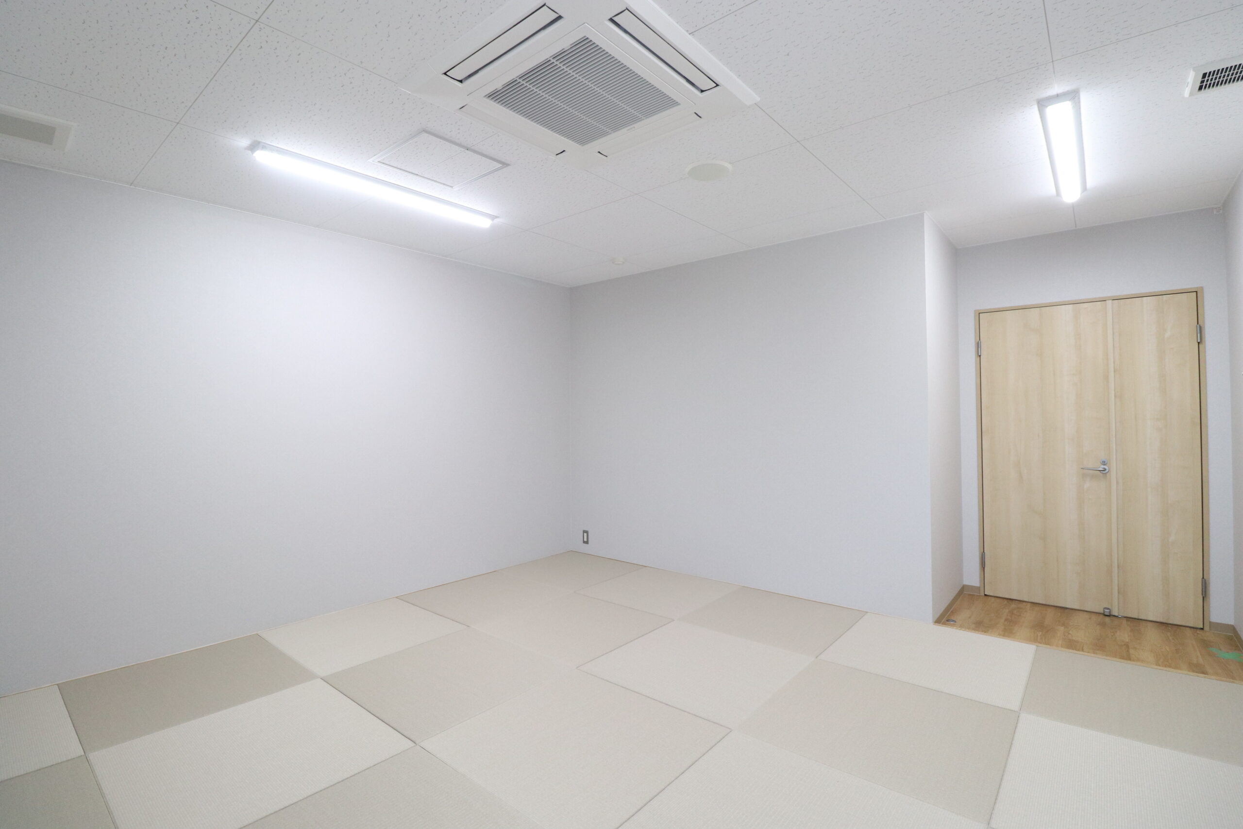 香川県高松市事務所改修休憩室