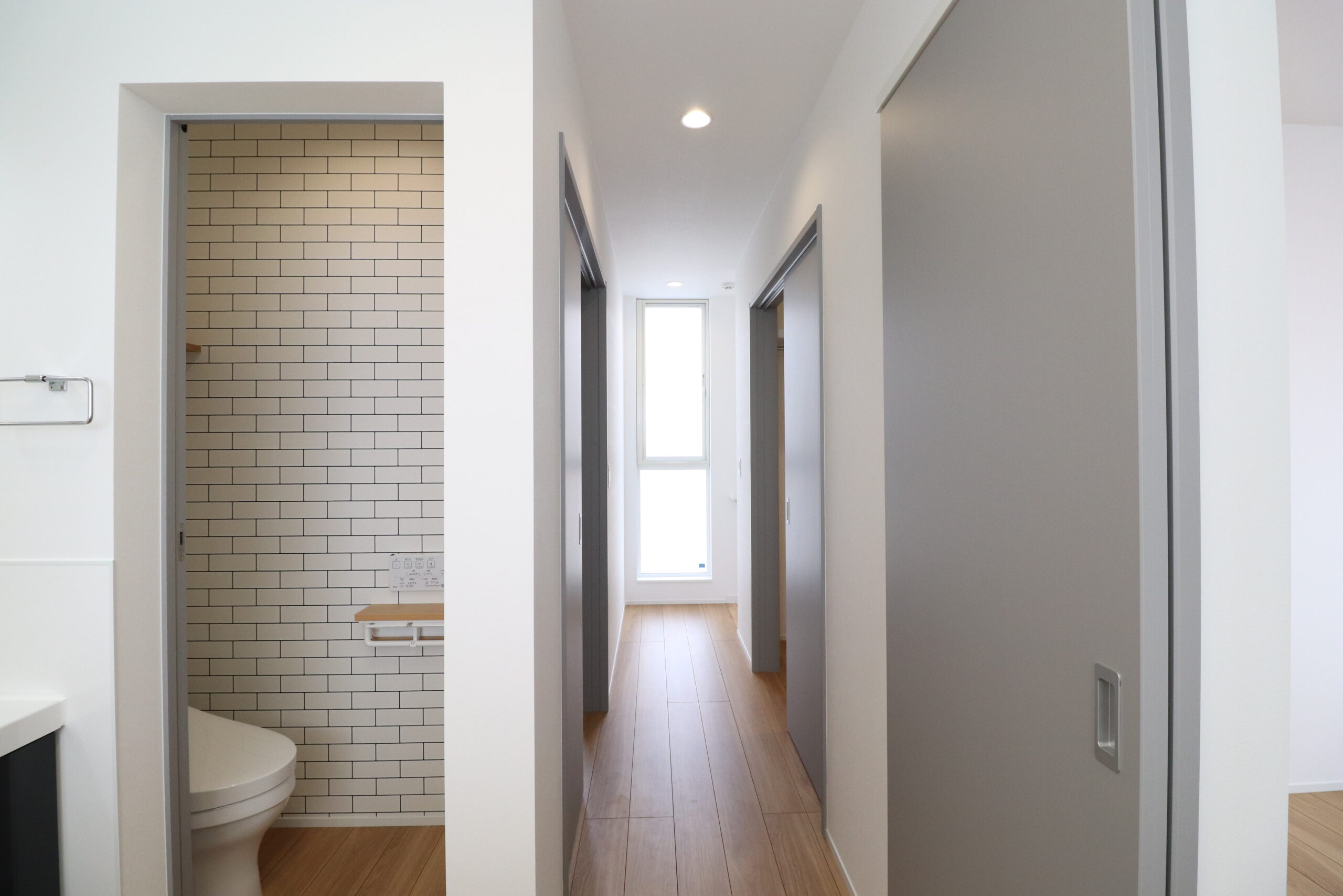 香川高松2階廊下ホール